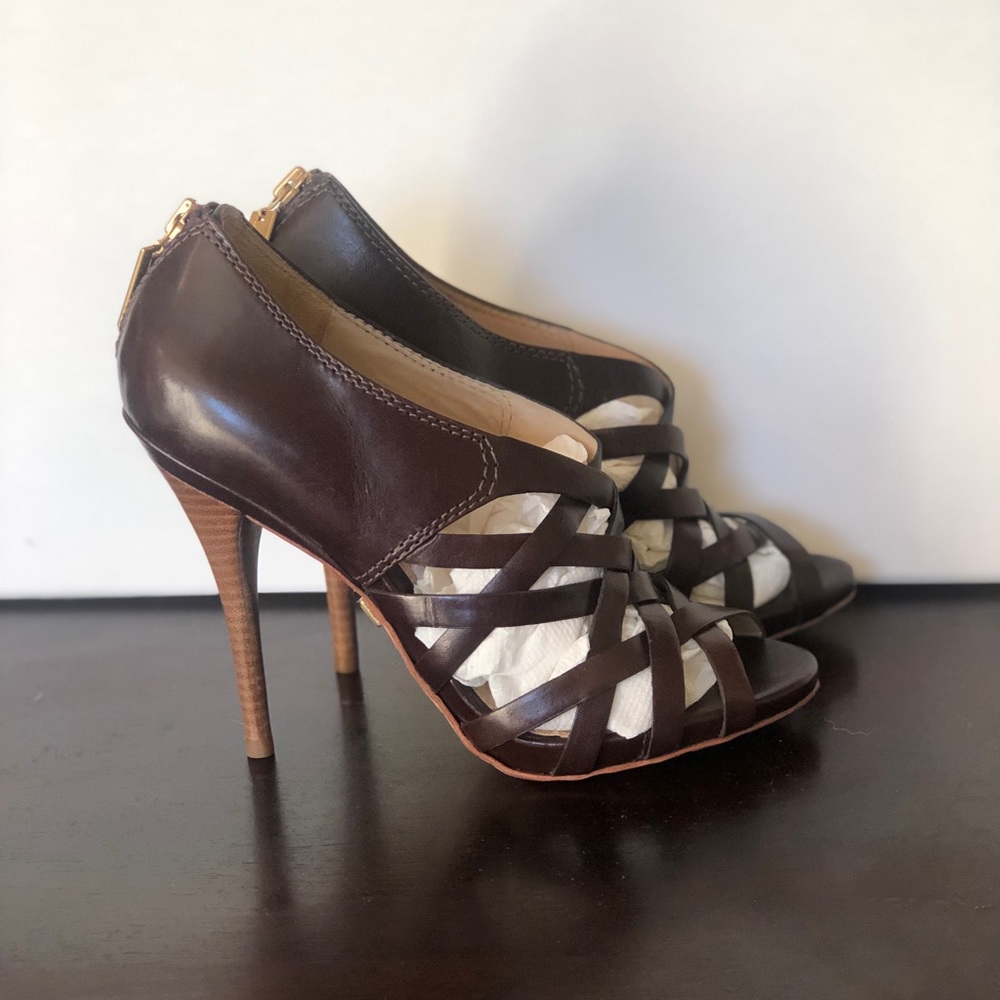 LAMB Latticed brown booties